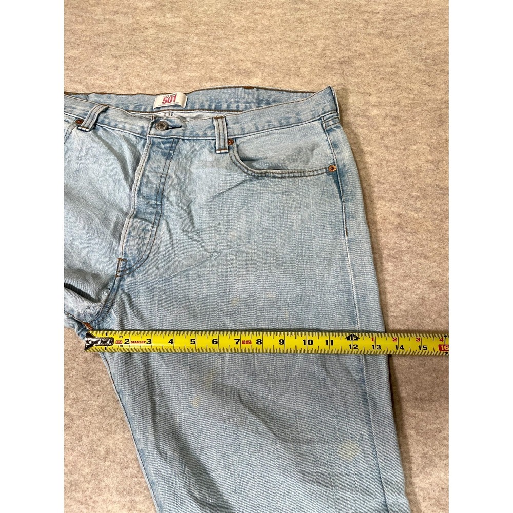 Levis 501 Original Fit Jeans Mens 38x34 Blue Denim Cotton High Rise Light Wash - Picture 13 of 16